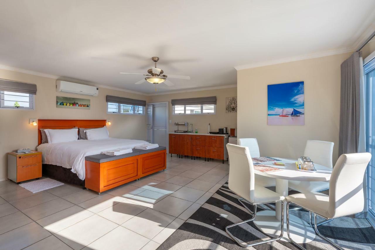 Pro Moni'S Guesthouse Muizenberg Εξωτερικό φωτογραφία